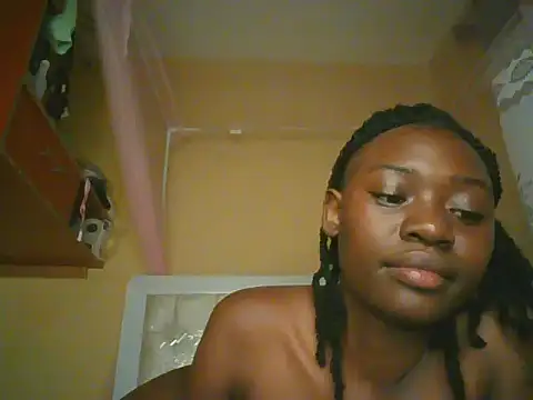 Preetygirlyz online show from 11, 6, 2026