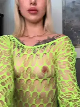 Snapshot of TeaseBabeXXX chatting on 23, 5, 2026 TeaseBabeXXX online show from 23, 5, 2026