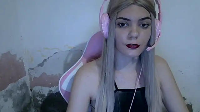 Snapshot of Angel_Ristoww chatting on 3, 6, 2026 Angel Ristoww online show from 3, 6, 2026
