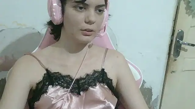 Snapshot of Angel_Ristoww chatting on 22, 6, 2026 Angel Ristoww online show from 22, 6, 2026