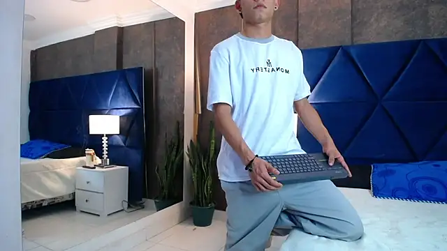 Snapshot of ThiagoFerrer_ chatting on 27, 6, 2026 ThiagoFerrer online show from 27, 6, 2026