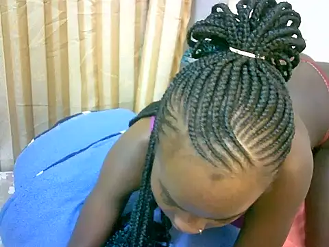 Snapshot of cravegodess chatting on 18, 5, 2026 cravegodess online show from 18, 5, 2026