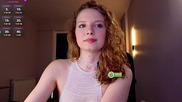Snapshot of FaeCharm chatting on 25, 6, 2026 FaeCharm online show from 25, 6, 2026