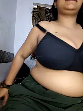 Snapshot of HottyAyesha chatting on 10, 6, 2026 HottyAyesha online show from 10, 6, 2026