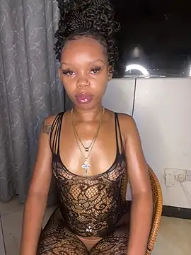 sexyie caramel online show from 27, 6, 2026