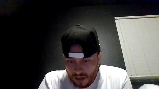 Tallhungcloudyyy online show from 14, 6, 2026