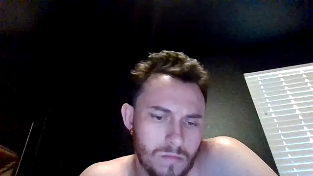 Tallhungcloudyyy online show from 23, 5, 2026