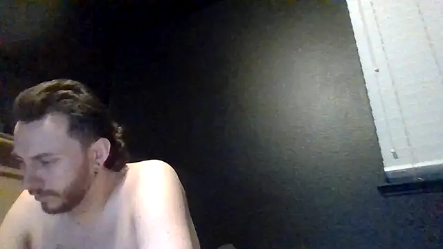 Tallhungcloudyyy online show from 7, 6, 2026