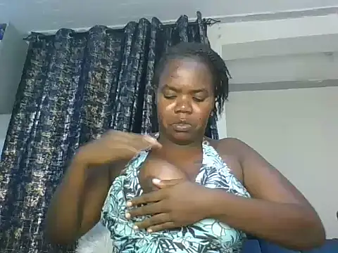 Snapshot of summerdivah chatting on 17, 5, 2026 summerdivah online show from 17, 5, 2026
