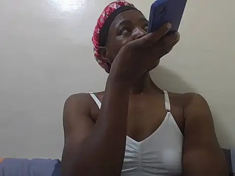 Snapshot of Eebony_Bubbly chatting on 16, 6, 2026 Eebony Bubbly online show from 16, 6, 2026