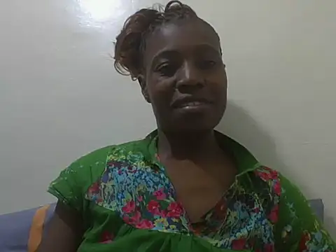 Snapshot of Eebony_Bubbly chatting on 19, 6, 2026 Eebony Bubbly online show from 19, 6, 2026