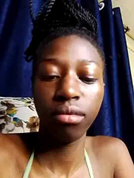 Snapshot of MyrahEbony chatting on 14, 6, 2026 MyrahEbony online show from 14, 6, 2026
