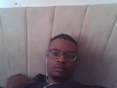 Snapshot of freakyboy255 chatting on 12, 6, 2026 freakyboy255 online show from 12, 6, 2026
