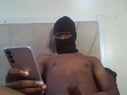 freakyboy255 online show from 13, 7, 2026