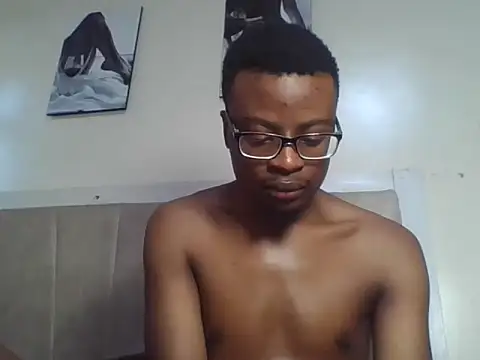freakyboy255 online show from 28, 7, 2026