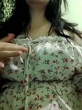Snapshot of MiaRox chatting on 9, 6, 2026 MiaRox online show from 9, 6, 2026