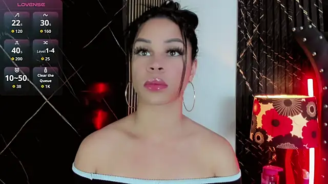 Snapshot of Nayara_K chatting on 18, 6, 2026 Nayara K online show from 18, 6, 2026