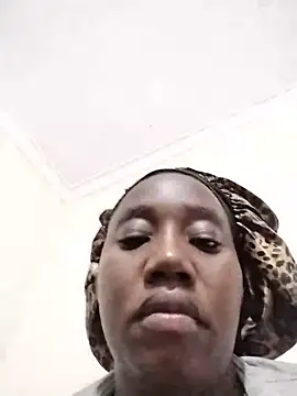 Snapshot of sexxythickebony chatting on 17, 5, 2026 sexxythickebony online show from 17, 5, 2026