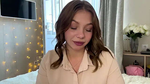 Snapshot of Lia_be_mine chatting on 13, 6, 2026 Lia be mine online show from 13, 6, 2026