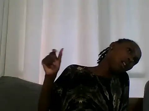Snapshot of Sleek_petite chatting on 21, 6, 2026 Sleek petite online show from 21, 6, 2026