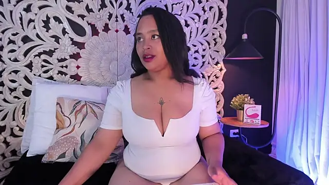 Bianca DVarela online show from 13, 6, 2026