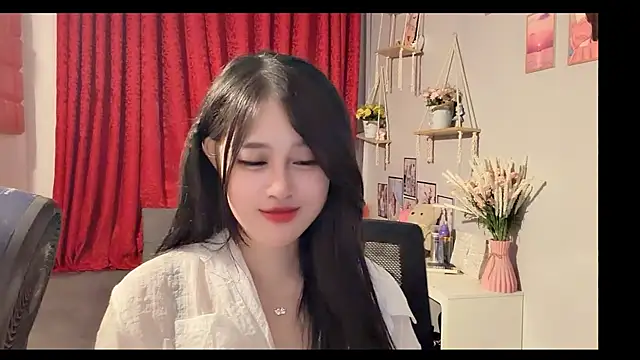 Snapshot of Bee-Cherry chatting on 30, 6, 2026 Bee-Cherry online show from 30, 6, 2026