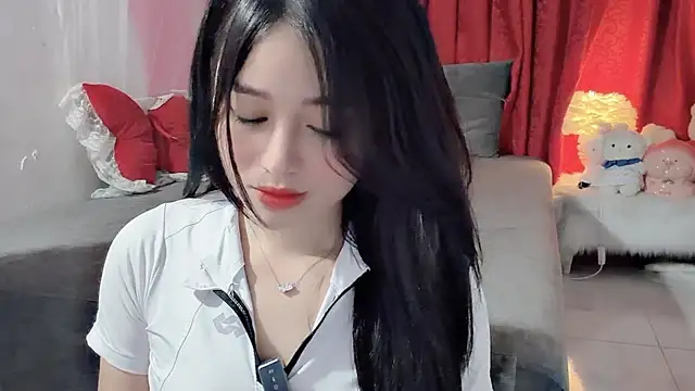 Snapshot of Bee-Cherry chatting on 23, 5, 2026 Bee-Cherry online show from 23, 5, 2026