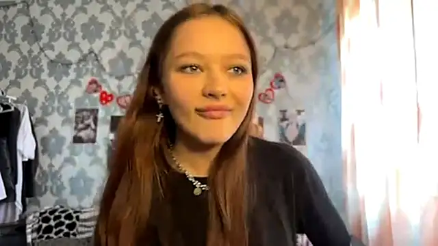 Snapshot of let_me_cook chatting on 22, 5, 2026 let me cook online show from 22, 5, 2026