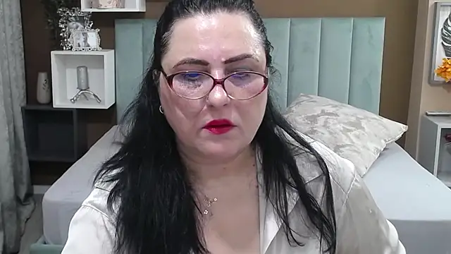 Snapshot of ValerieSmithsx chatting on 3, 6, 2026 ValerieSmithsx online show from 3, 6, 2026