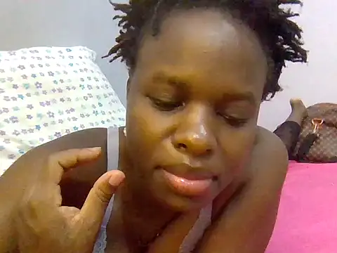Snapshot of ebonyprincess2 chatting on 21, 6, 2026 ebonyprincess2 online show from 21, 6, 2026