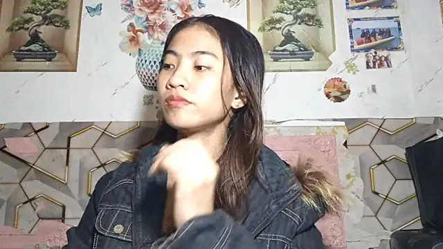 Snapshot of DeeannGunby chatting on 12, 7, 2026 DeeannGunby online show from 12, 7, 2026
