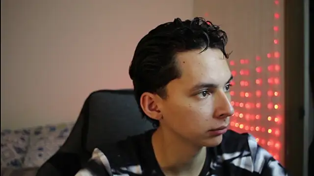 archi love online show from 12, 4, 2026