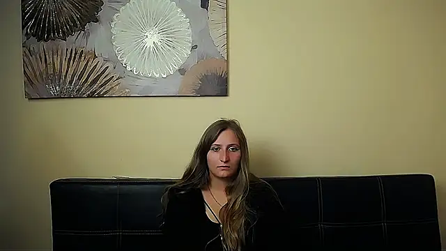 Jenny smille  online show from 8, 7, 2026