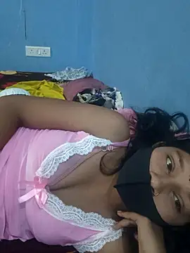 Snapshot of Naughty-Savi chatting on 17, 6, 2026 Naughty-Savi online show from 17, 6, 2026