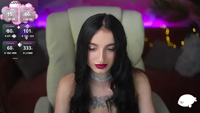 Snapshot of EmilyyMoon chatting on 14, 6, 2026 EmilyyMoon online show from 14, 6, 2026
