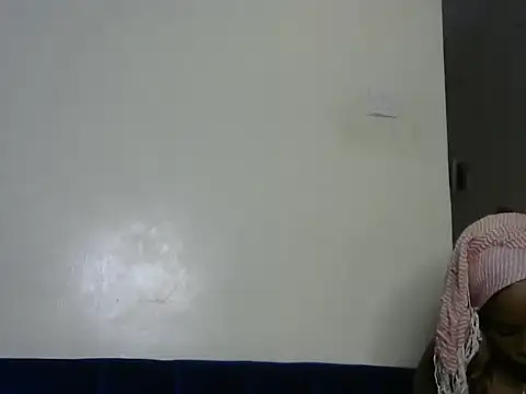 Snapshot of Sexy_strawberina chatting on 16, 6, 2026 Sexy strawberina online show from 16, 6, 2026