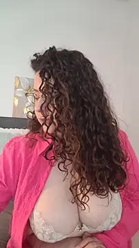 Snapshot of Elissa_Floyd__ chatting on 1, 6, 2026 Elissa Floyd online show from 1, 6, 2026