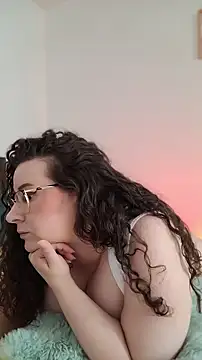 Snapshot of Elissa_Floyd__ chatting on 6, 7, 2026 Elissa Floyd online show from 6, 7, 2026