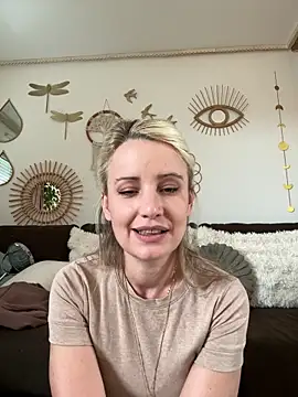 Lilygreen1 online show from 19, 5, 2026