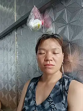Snapshot of lya_sexyy chatting on 15, 6, 2026 lya sexyy online show from 15, 6, 2026