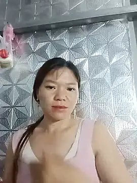 Snapshot of lya_sexyy chatting on 21, 6, 2026 lya sexyy online show from 21, 6, 2026
