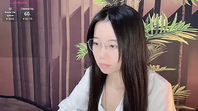 Snapshot of 77-Vicky chatting on 29, 5, 2026 77-Vicky online show from 29, 5, 2026