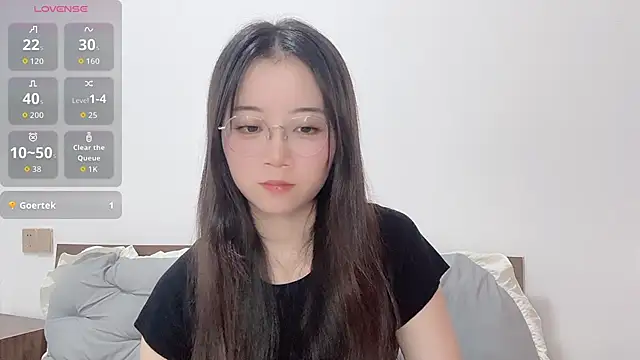 Snapshot of 77-Vicky chatting on 5, 6, 2026 77-Vicky online show from 5, 6, 2026