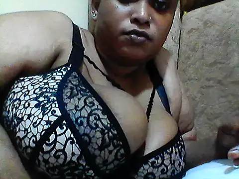 Snapshot of Pretty_sandrah chatting on 19, 5, 2026 Pretty sandrah online show from 19, 5, 2026