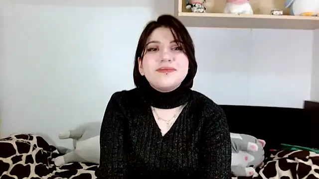 Snapshot of Oriana_secret chatting on 4, 6, 2026 Oriana secret online show from 4, 6, 2026