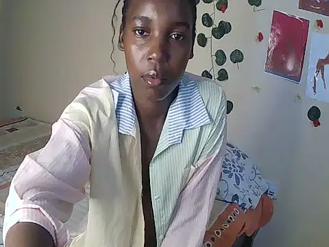 Snapshot of Imani- chatting on 25, 6, 2026 Imani- online show from 25, 6, 2026