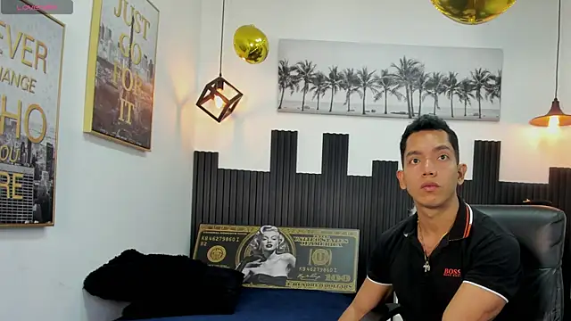 Snapshot of paul_cros chatting on 14, 6, 2026 paul cros online show from 14, 6, 2026