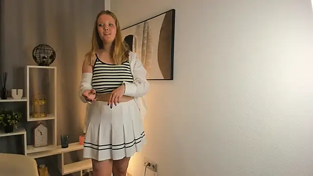 Snapshot of VernitaJanson chatting on 19, 5, 2026 VernitaJanson online show from 19, 5, 2026