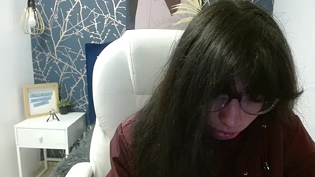 Snapshot of Allyshon_ chatting on 10, 6, 2026 Allyshon online show from 10, 6, 2026