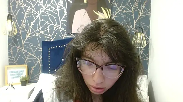 Snapshot of Allyshon_ chatting on 27, 5, 2026 Allyshon online show from 27, 5, 2026